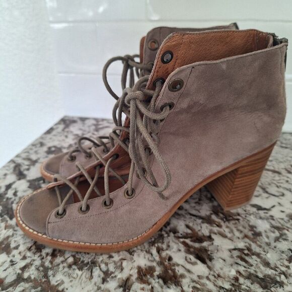 Jeffrey Campbell Gray suede peep toe booties size 8 - Picture 4 of 8